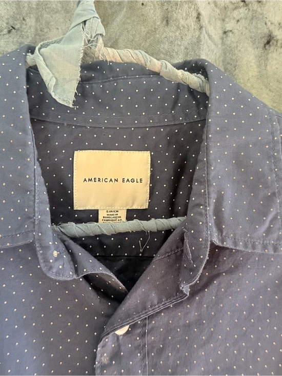 American Eagle Outfitters Tops - Cropped American Eagle Outfitters Men’s Navy Polka Dot Button-Up Shirt